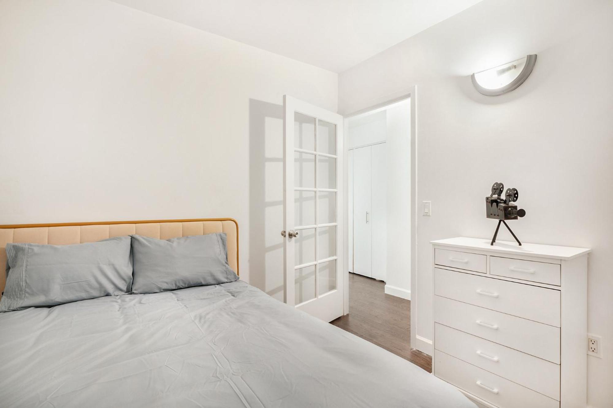 Sleek 1-bedroom In The Financial Dsitrict Apartment New York